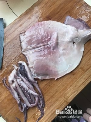 怎么做干煸鱿鱼孜然