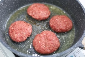 全麦牛肉汉堡的做法