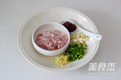 蚂蚁上树的做法