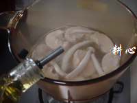 菌菇肉丸甘蔗汤