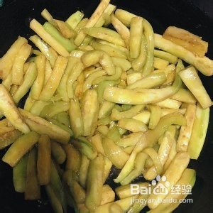 健康养生佳品鱼香茄子的做法