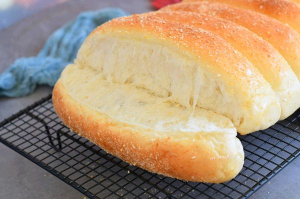 椰蓉蜜豆小排包