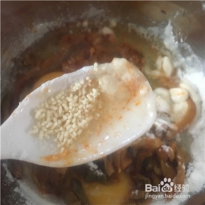 怎么做鸡蛋榨菜煎饼？家常做法之超详细步骤介绍