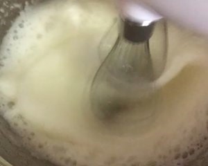 制作草莓蛋糕和草莓冰淇淋怎么做