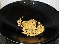 豆香红烧猪蹄