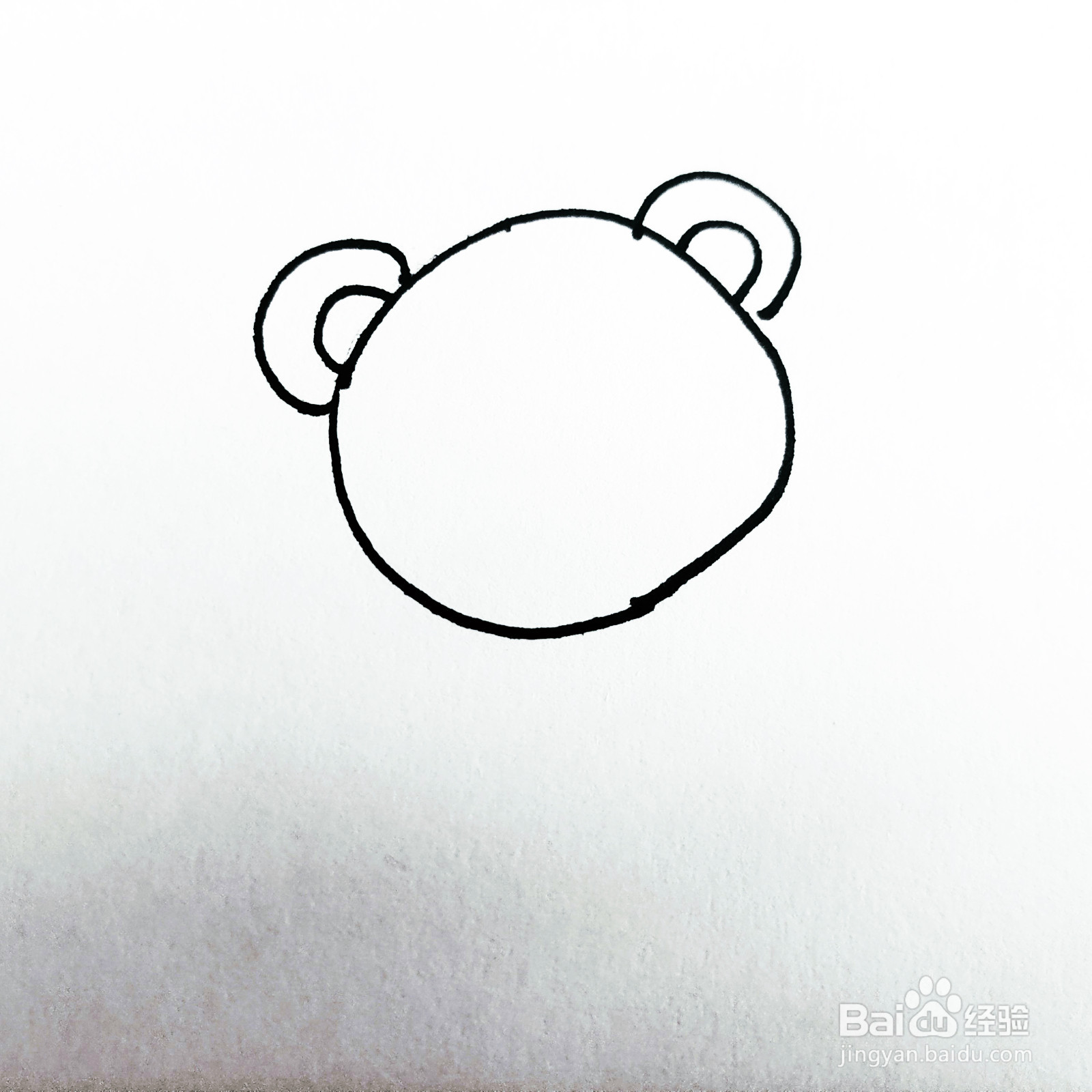 如何来画一只卡通猫咪简笔画呢