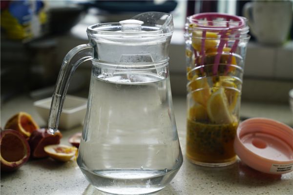 百香果蜂蜜柠檬茶