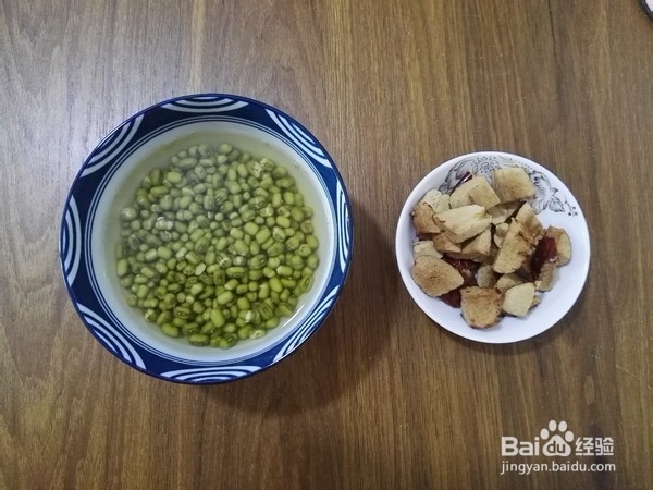 养颜红枣绿豆粥