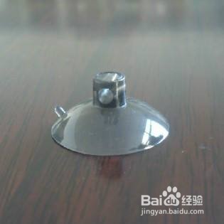 如何让吸盘紧紧吸在墙壁上