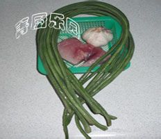 蒜蓉豇豆炒肉