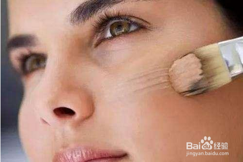 新手也能画出精致妆容