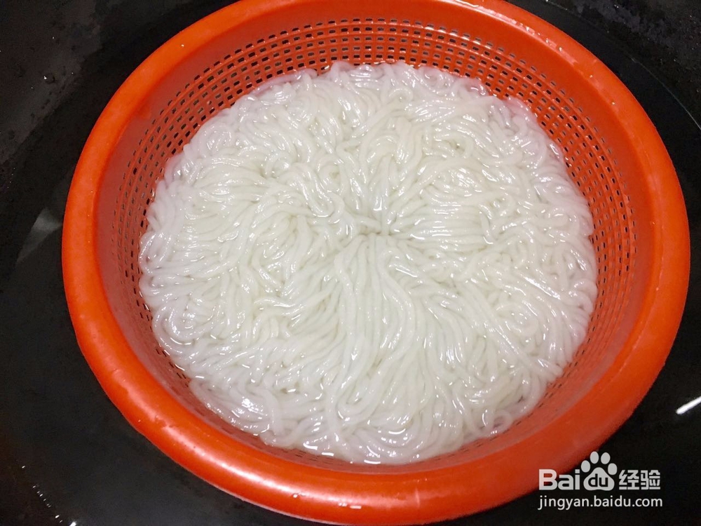 粉丝炒腊肉丁的做法——小白学做菜！