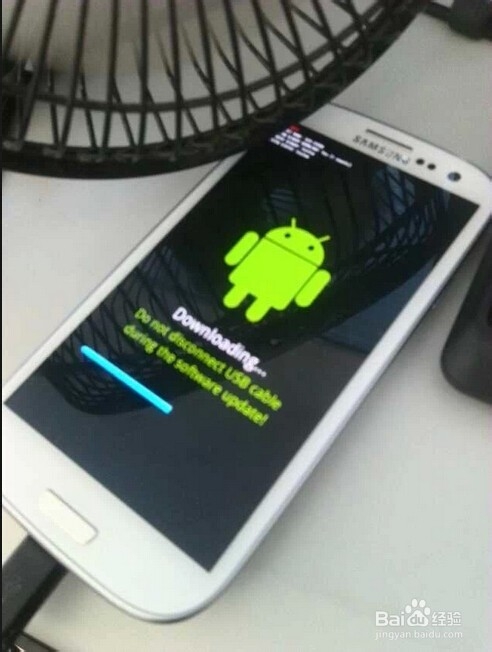 三星i959 固件更新时遇到问题 请在kies里选复原