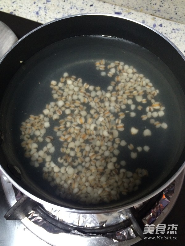 鹌鹑蛋白果糖水