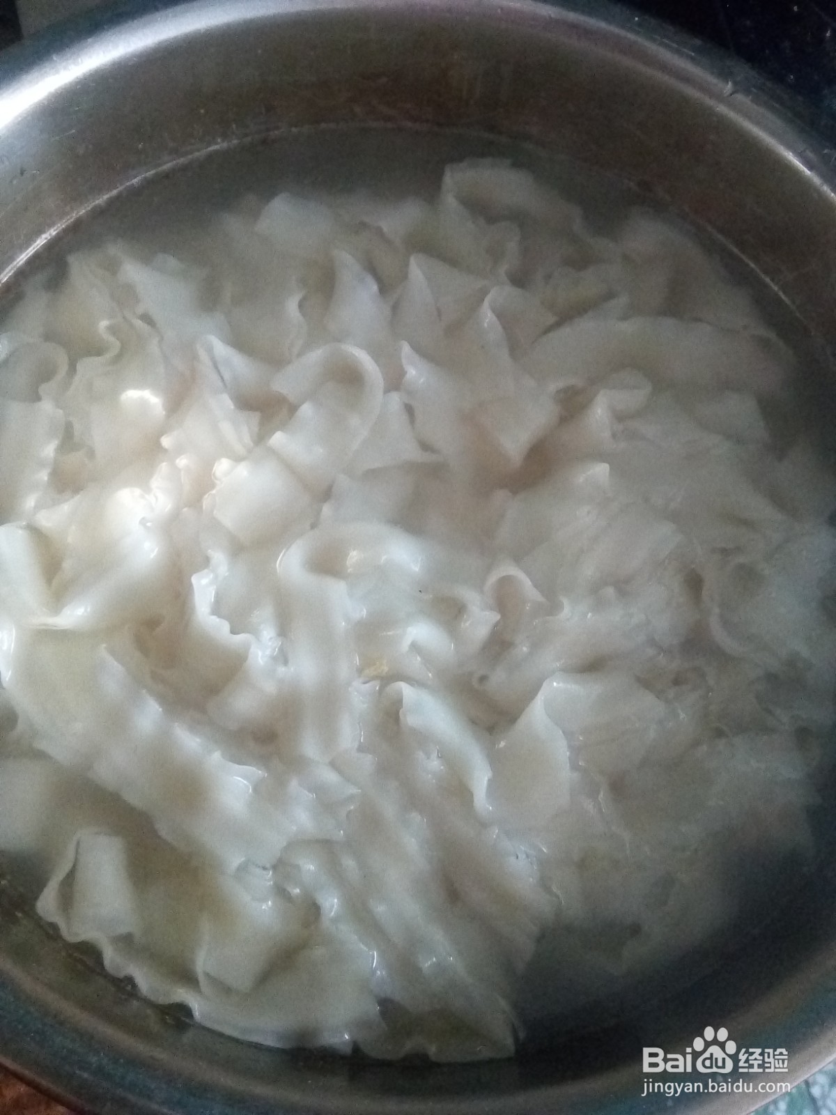 鸡蛋酱拌过水挂面