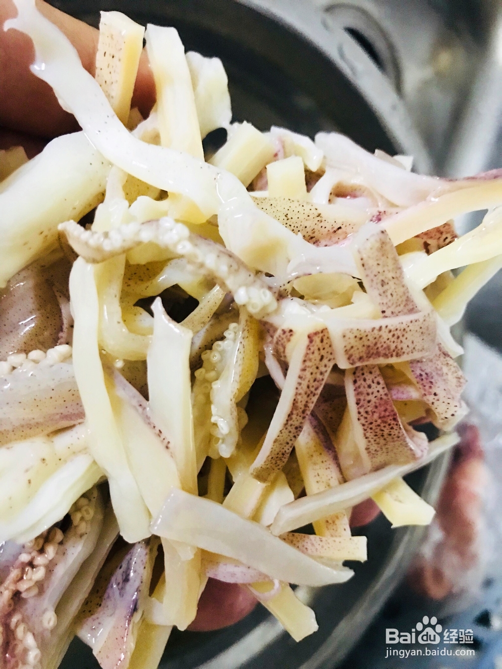 自己做五花肉焖鱿鱼干海鲜美食