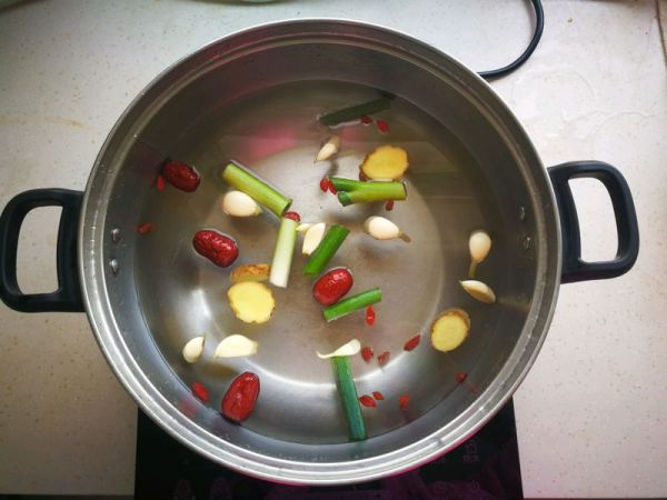 蛤蜊羊肉滋补火锅