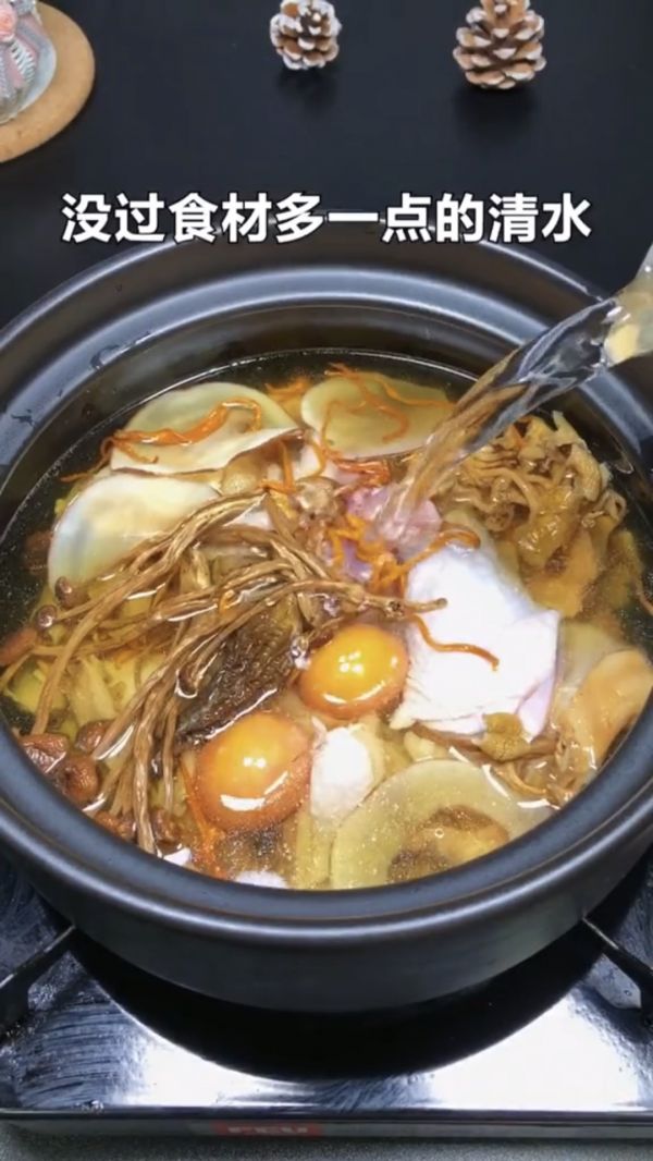 暖心暖胃老母鸡汤
