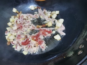 辣椒炒肉怎么做