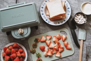 草莓汤圆乳酪热烤三明治