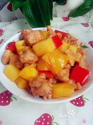 菠萝咕噜肉的详细做法