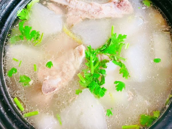 冬瓜排骨火腿汤