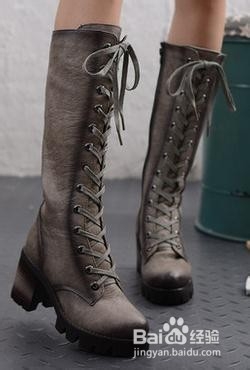 冬季里靴子怎么穿才好看？
