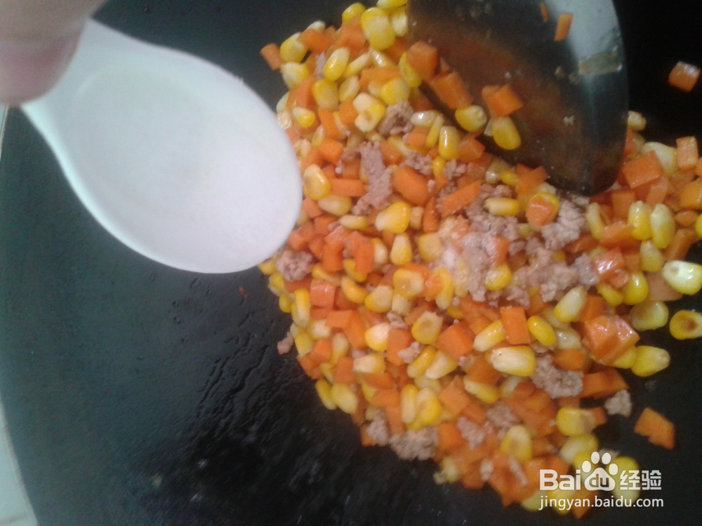 肉沫玉米红萝卜粒