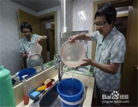 家庭里怎样省水