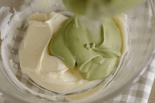 抹茶芝士草莓牛乳