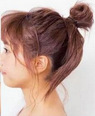 丸子头怎么扎好看