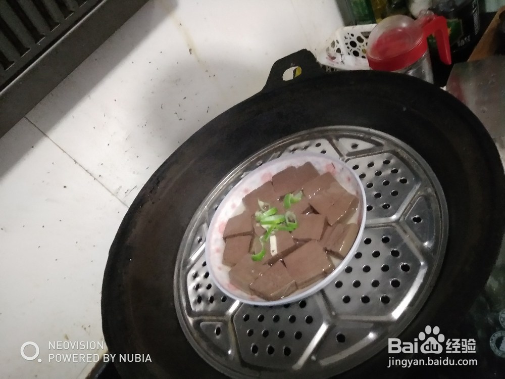 清蒸葱香鸭血块