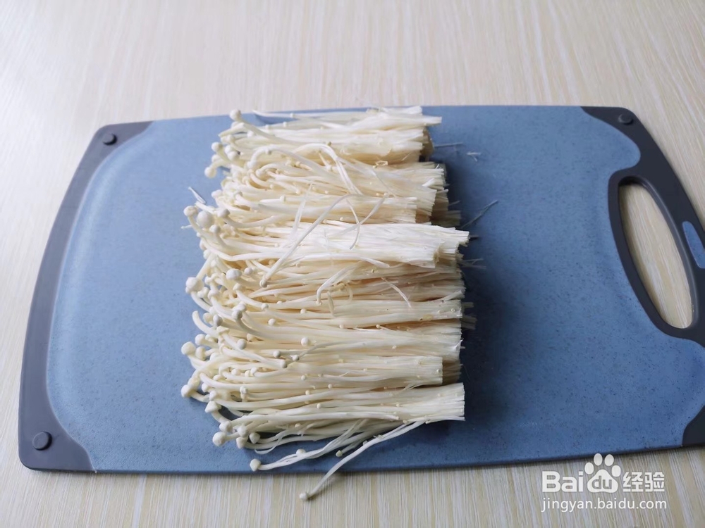 酸汤肥牛金针菇怎么做才好吃？