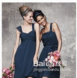 挑选什么颜色的伴娘礼服