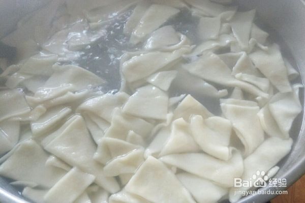木耳西红柿浇汤面片