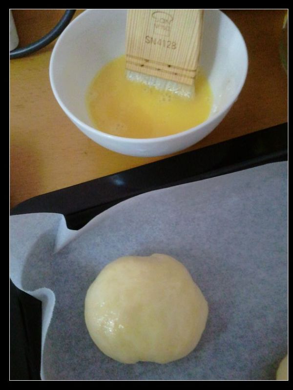 卡士达酱小面包