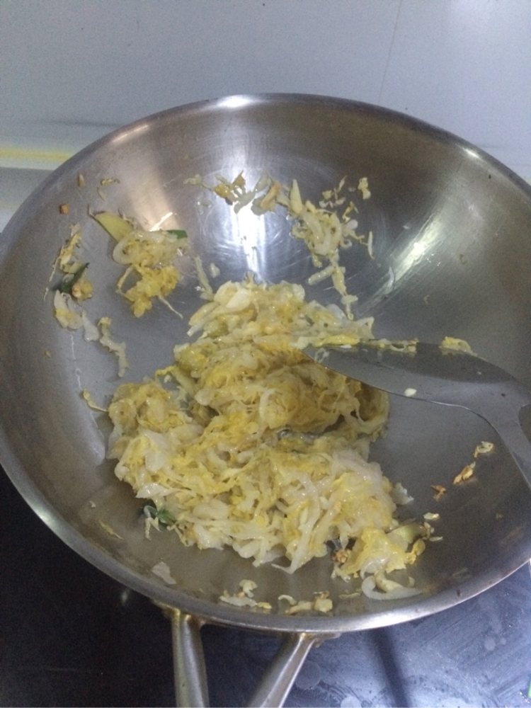 你绝对没吃过的农家美食，农家汆白肉（猪肉炖酸菜）