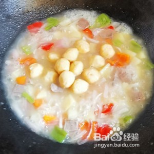 食补佳品鱼蛋土豆咖喱拌饭