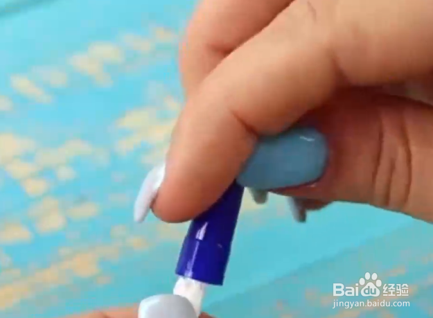 如何给芭比娃娃制作健身器材