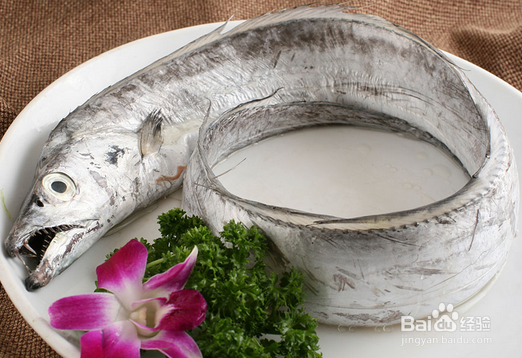 盛夏肥美时节——生熏带鱼