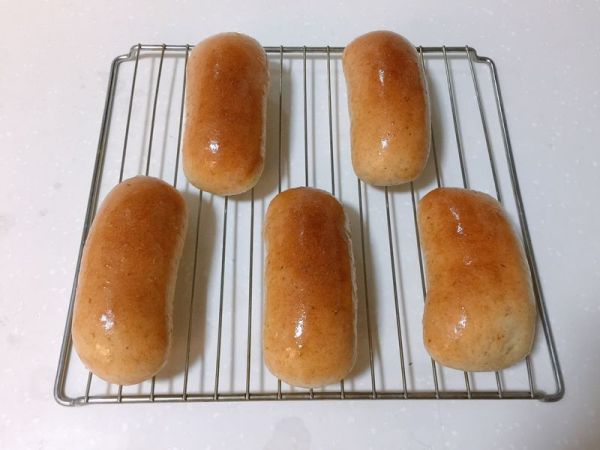 芝芝辣肉松面包