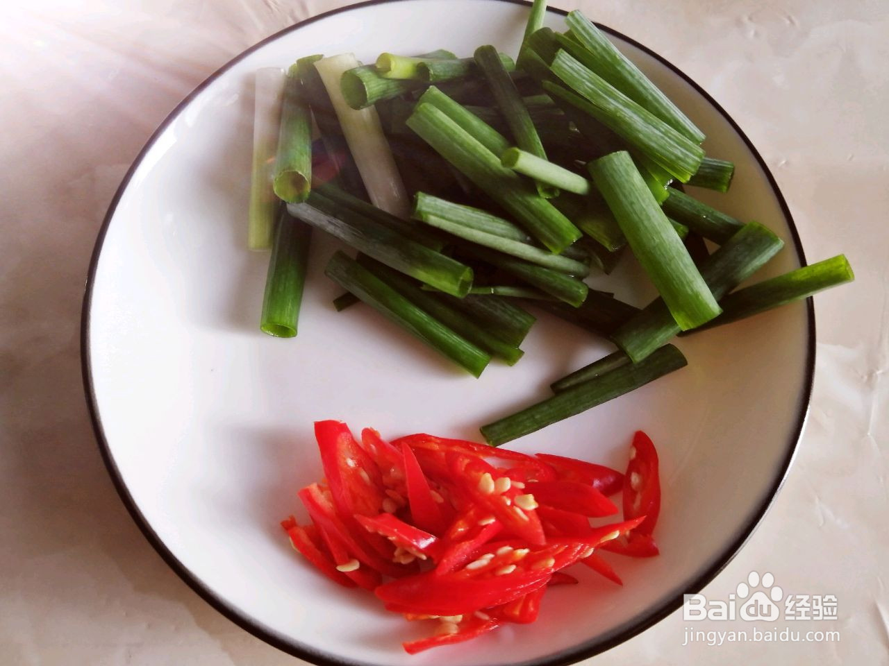 虾仁炒鸡蛋的做法