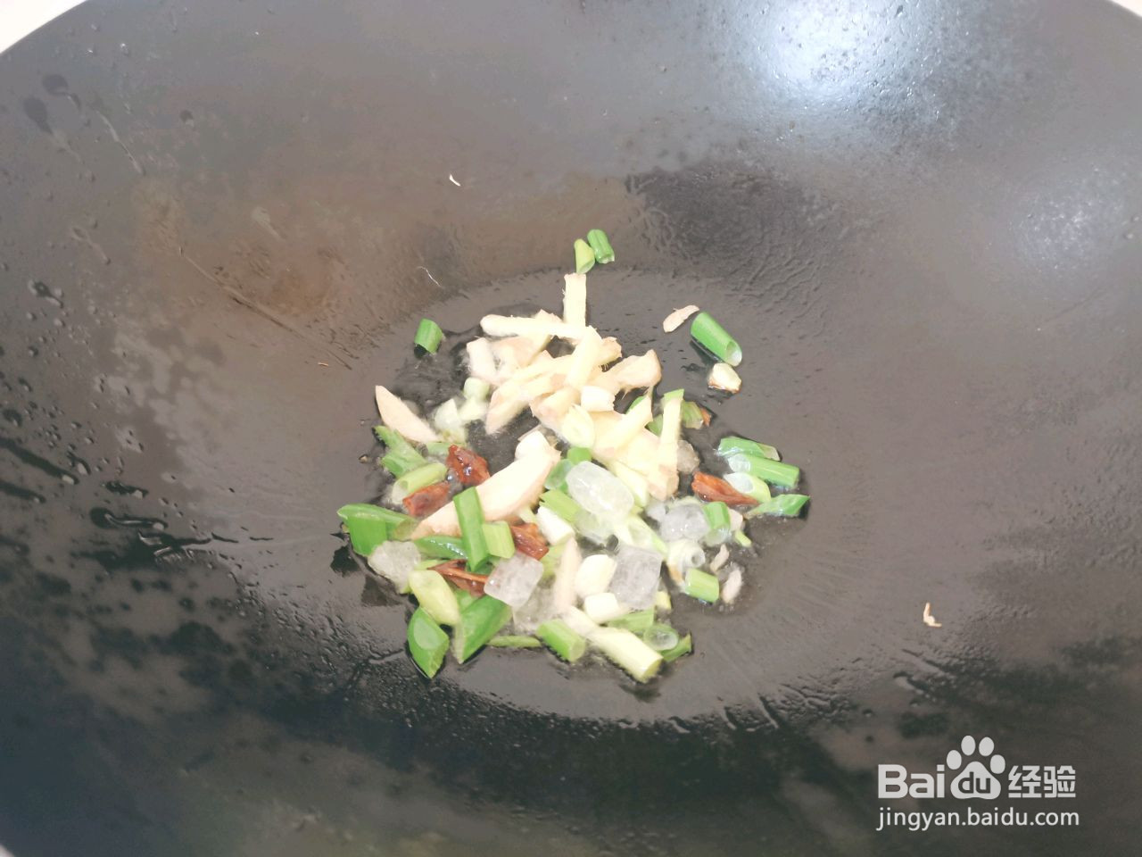 土豆炖牛肉的做法