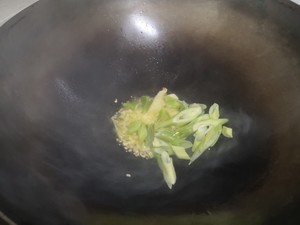 健身的鸡胸肉也可以炒着吃鸡胸肉炒三丁