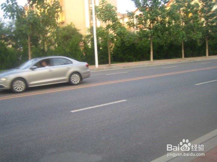 车辆在通道上行驶怎么保安全