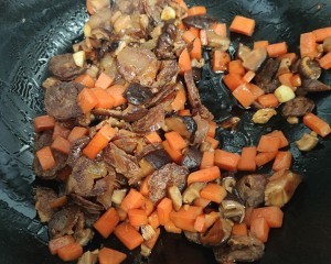 三宝焖饭好吃又简单