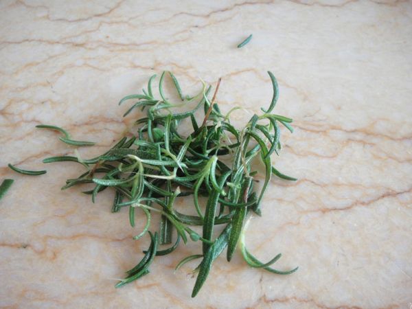 迷迭香蚝油鸡中翅