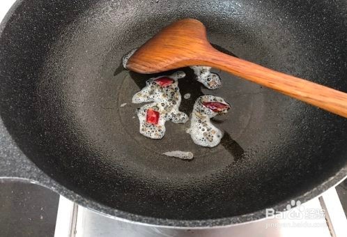 肉丝炒鲜鱿西兰花是怎么做的？家常教程