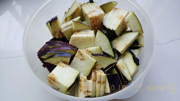 茄茄葱香肉酱面