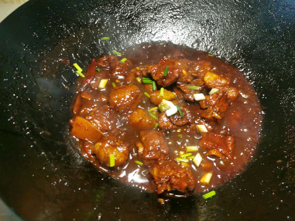 红烧排骨烧土豆